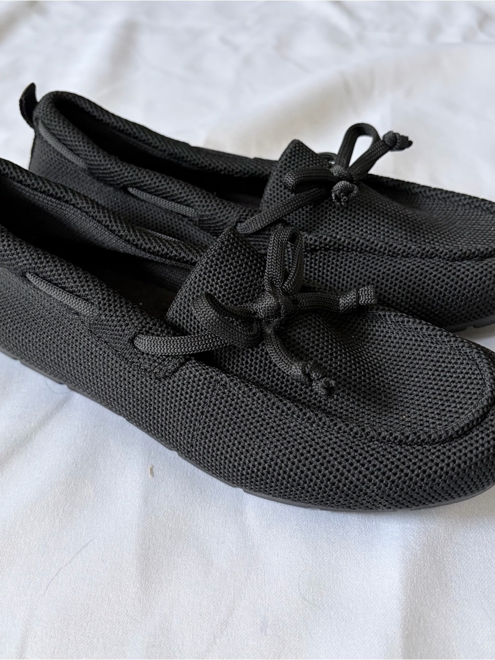Seychelles Black Knit Bow-Trim Slip-On Loafers